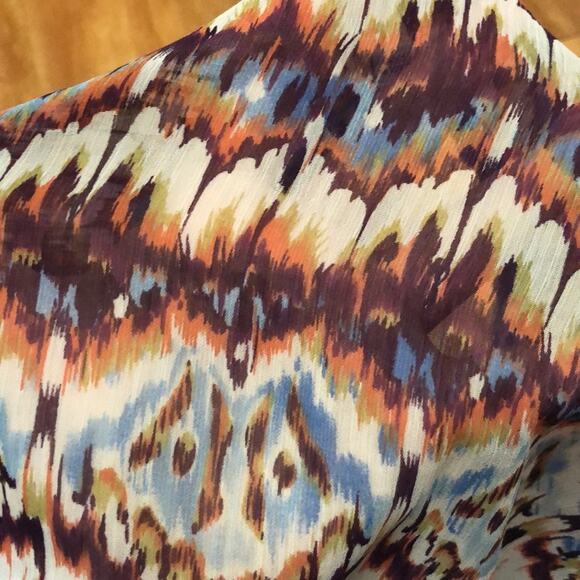Guess Los Angeles Sheer Intricate Pattern Multicolor Blouse Size Small - Picture 5 of 12